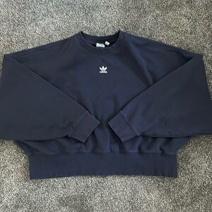 Cropped adidas sweatshirt